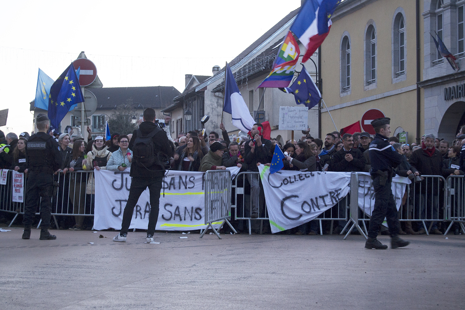 manifestants,Marine Le Pen,Clairvaux-les-Lacs