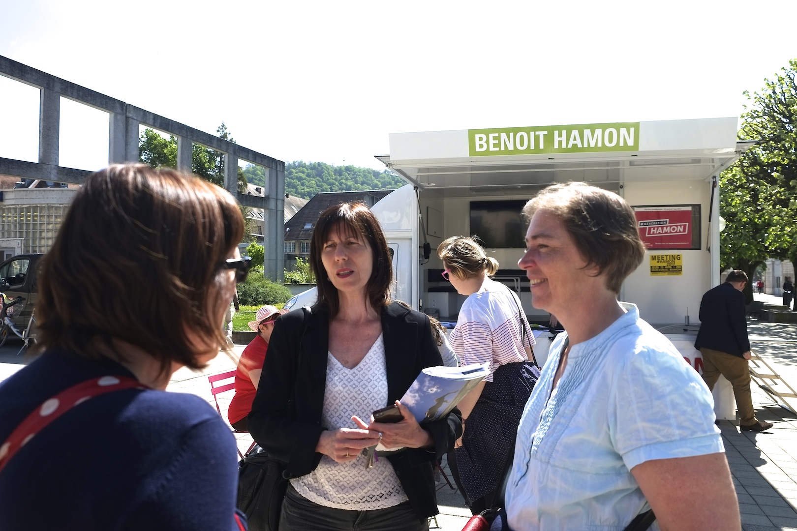 Anne-Sophie Andriantavy, en grande conversation sur la recomposition de la gauche avec Cécile Prudhomme et Claudine Caulet. (Photos Daniel Bordur)