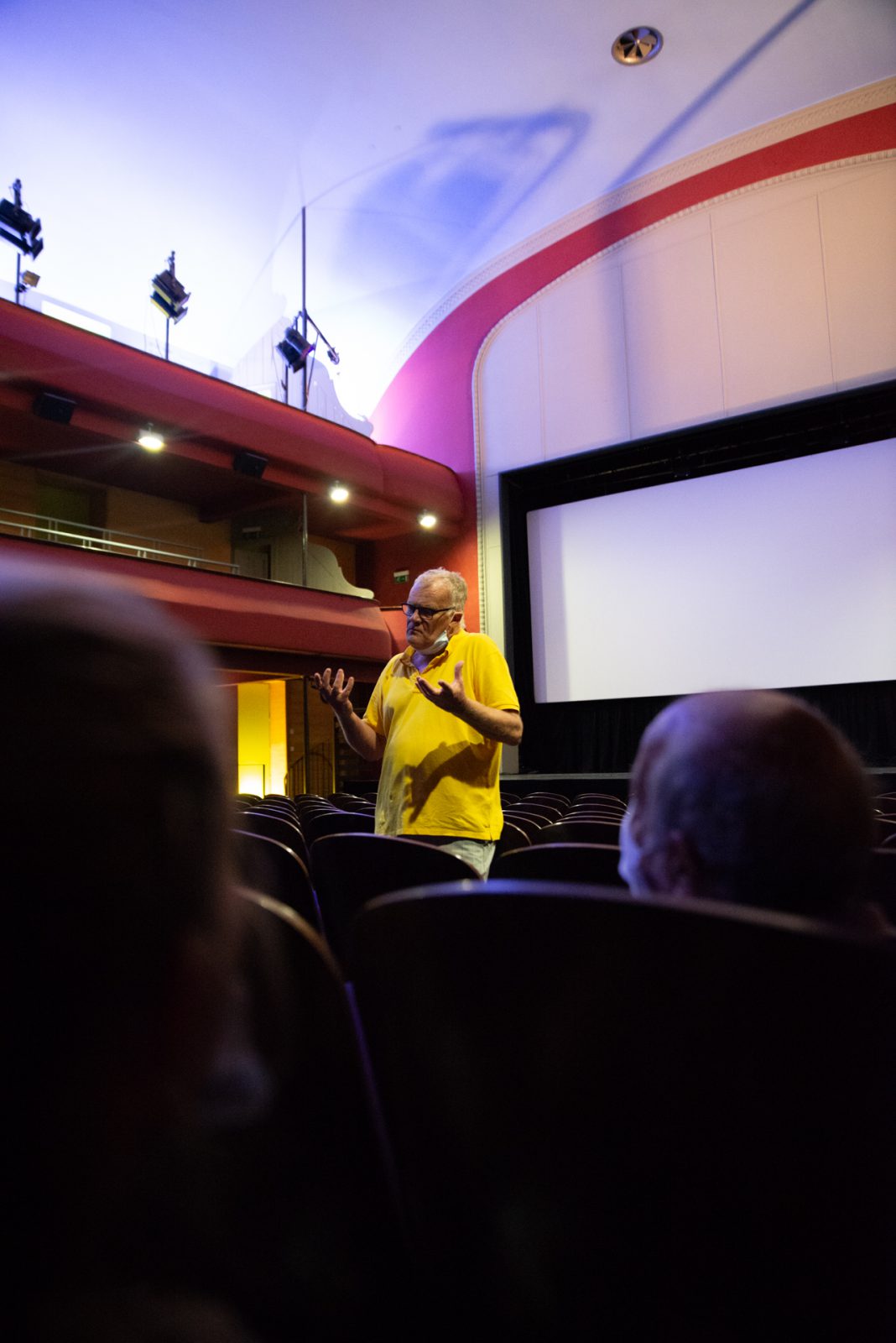 Pièce histoire, le théâtre/cinéma.