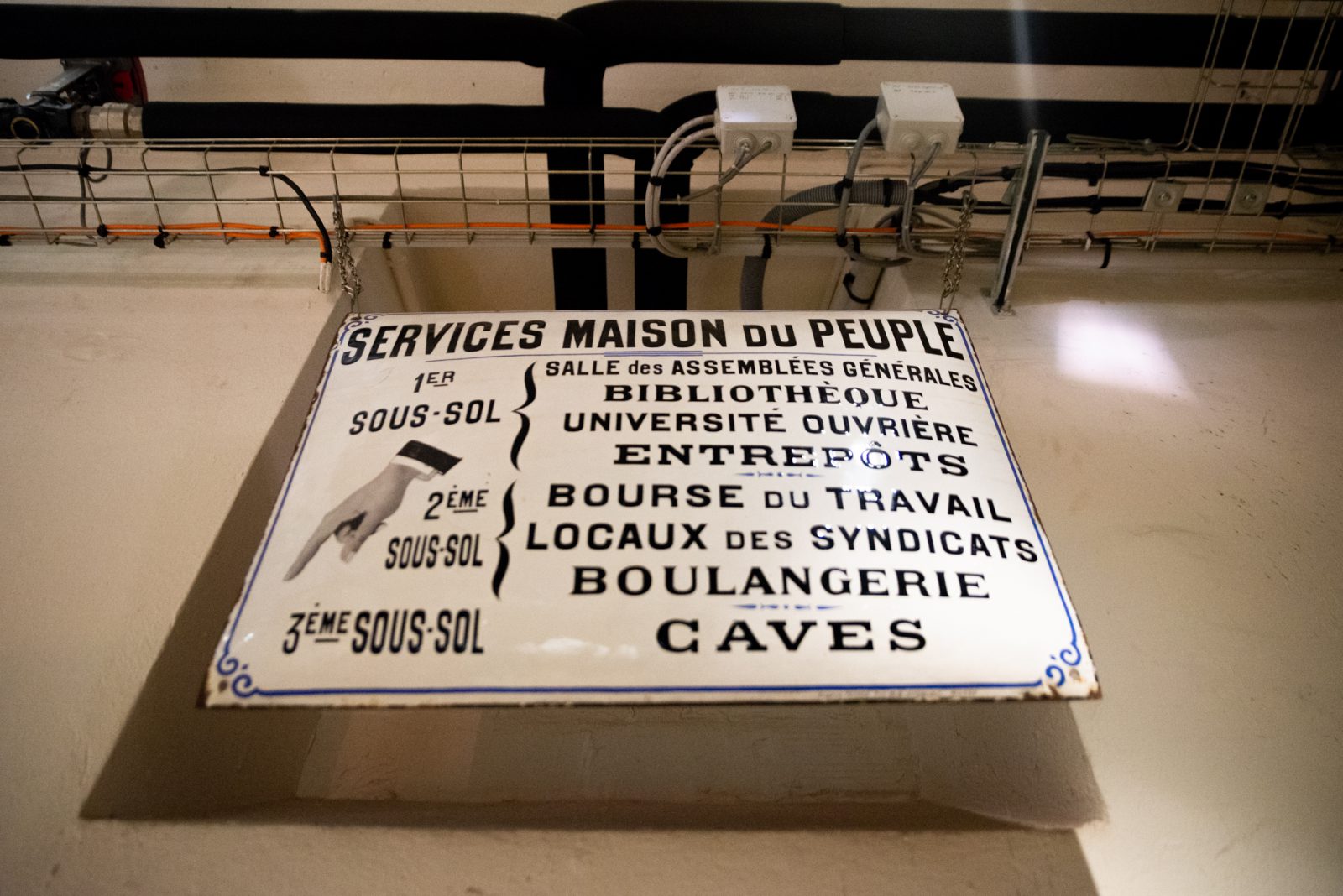 Centre névralgique de la ville, la Frat' offrait de multiples services.